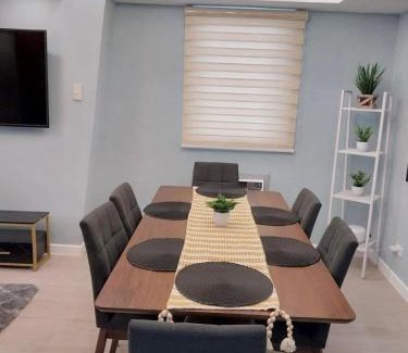 San Fernando Apartamento | 1BEDROOM Unit at Azure north With Netflix up to 6PAX