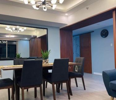 San Fernando Apartamento | 1BEDROOM Unit at Azure north With Netflix up to 6PAX
