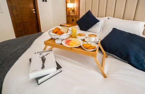 Deira Apartamento | 1BHK , 5 mins from DXB airport & metro