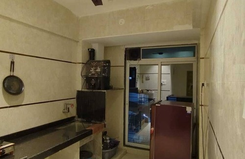 Kharghar Apartamento | 1BHK flat fully furnished bedroom, hallway with single bed balconies.
