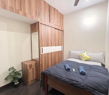 Mysore Casa | 1BHK Opposite Mysore zoo, Kamadhenu Homestay