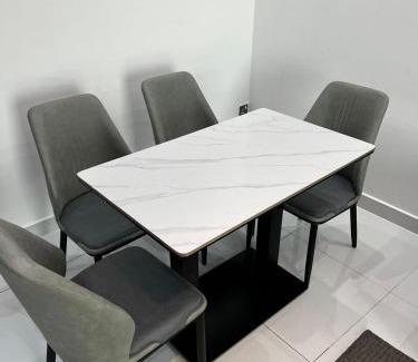Dubai Apartamento | 1BHK Serviced Luxury Apartment with Kids Room
