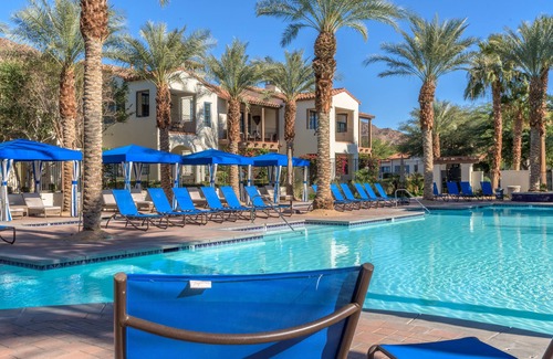 La Quinta Villa | Legacy Villa, Romantic 1 King Bed / 1 Bath Sudio w / chimenea y patio privado