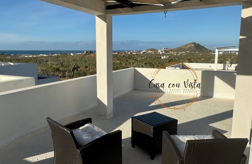 El Pescadero Villa | Escape to Nature: 1BR/1BA Off-Grid Haven, 10 Min to Cerritos Beach Bliss!