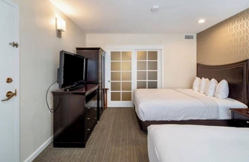 Anaheim Resort Complejo | 1BR-1BA - Walk to Disneyland, Anaheim Convention, or Angles Stadium