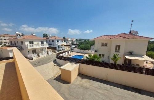 Ayia Napa Apartamento | 1BR Apt, Huge Balcony, Walk to Nissi Beach