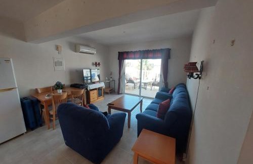 Ayia Napa Apartamento | 1BR Apt, Huge Balcony, Walk to Nissi Beach