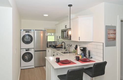 Princeton Casa | 1BR Apt With Pool Near Farms & Shopping & Princeton University