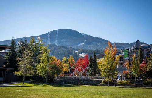 Whistler Creekside Casa | 1BR Condo, Close to Creekside Gondola by Harmony Whistler Vacations