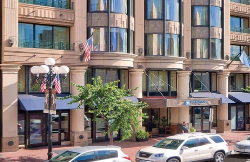 Civic Core Condominio | 1br Condo Gaslamp Quarter & Theme Parks!