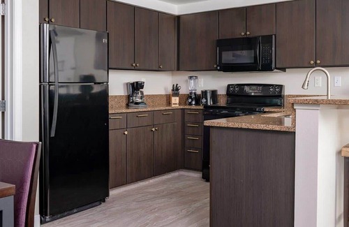Anaheim Resort Condominio | 1br Condo SoCal Thrill Seek in Theme Parks!
