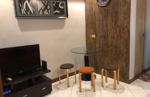669 Ermita Apartamento | 1BR Condo Unit W/Fantastic View near US Embassy
