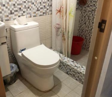 669 Ermita Apartamento | 1BR Condo Unit W/Fantastic View near US Embassy