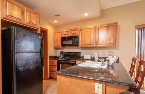 Branson Condominio | 1BR Condo w/ Pool near Silver Dollar City