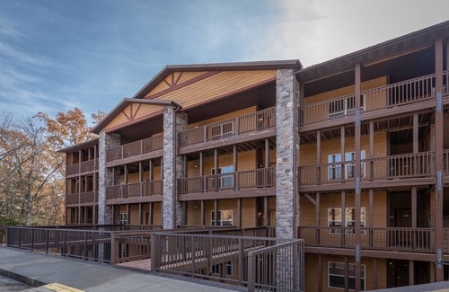 Branson Condominio | 1BR Condo w/ Pool near Silver Dollar City