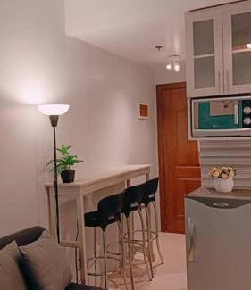 Pembo Apartamento | 1BR Condotel Ridgewood Towers Taguig City #RW01