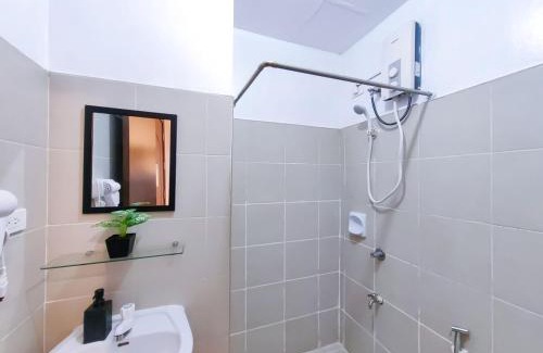 Pembo Apartamento | 1BR Condotel Ridgewood Towers Near Airport #RW04-1
