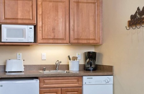 Taos Condominio | 1br Cozy Pueblo Style Condo w/ Stunning Views