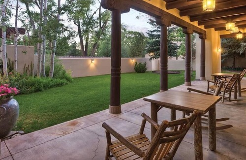 Taos Condominio | 1br Cozy Pueblo Style Condo w/ Stunning Views
