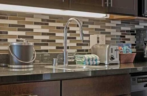 Lower Nob Hill Condominio | 1br Deluxe Condo Golden Gate Bridge Fun!