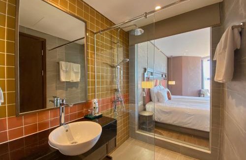 Suoi Nuoc Beach Apartamento | 1BR direct seaview - 5 mins to the beach - infinity pool - Apec Mui Ne