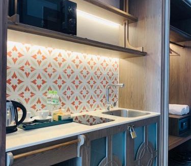 Suoi Nuoc Beach Apartamento | 1BR direct seaview - 5 mins to the beach - infinity pool - Apec Mui Ne