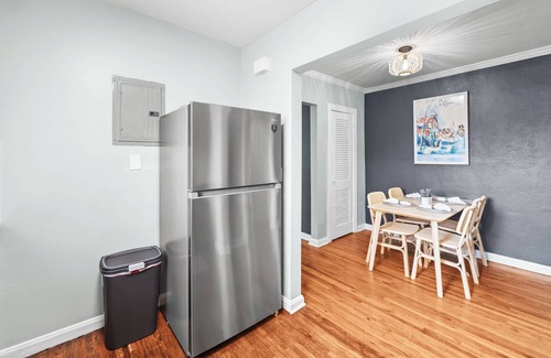 Riverside Apartamento | 1BR Historic Riverside Gem | Close to Hospitals