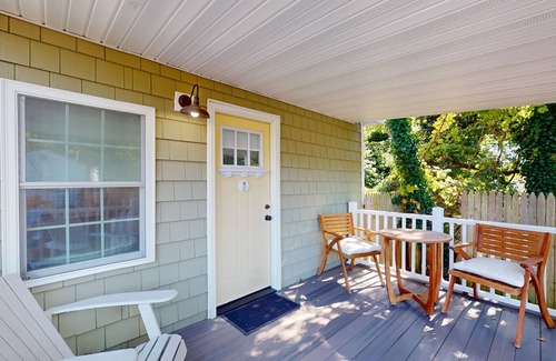 Lower Township Casa | 1BR King Bed Sofa Bed Sleeps 4 POOL - 13