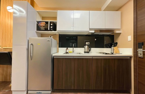 San Antonio Apartamento | 1BR Makati, Air Residences M005
