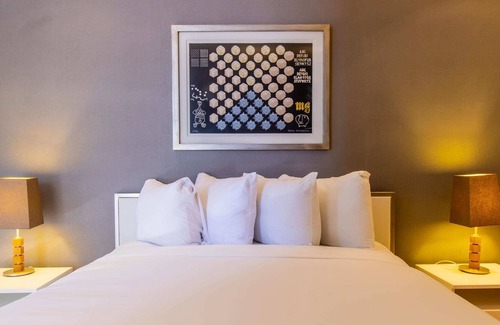 Alvaro Obregon Condominio | 1BR Master Suite Summ