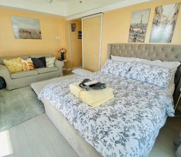 San Fernando Apartamento | 1BR-MonteCarloBliss @The Bali Corner at AzureNorth