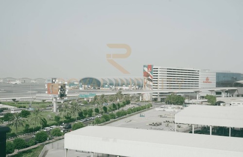 Garhoud Apartamento | 1BR Near Metro-Airport Ideal for Families & Biz