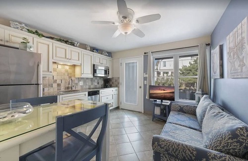 Beach Haven Condominio | 1BR Ocean Block Condo – 140’ from the Beach