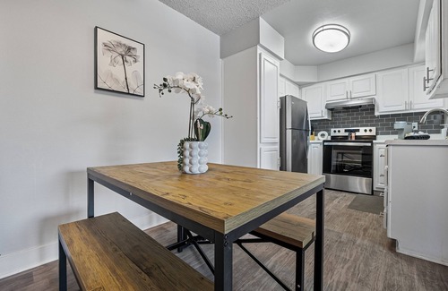 Mesa Apartamento | 1BR/Pool/Gym/1 Mi To Banner Hospital