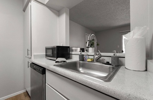Mesa Apartamento | 1BR - Pool - Gym - 1 Mi To Banner Hospital