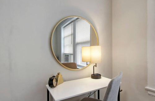 Ravenswood Manor Apartamento | 1BR Serene and Cozy Chicago Apartment - Manor 2
