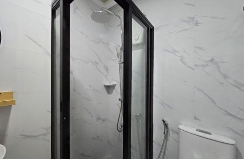 Pembo Apartamento | 1BR Suite Ridgewood Towers Near BGC Airport #RW17-1