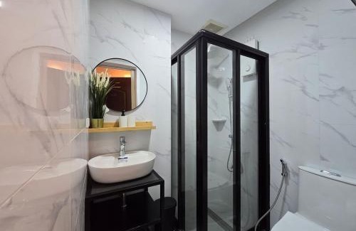 Pembo Apartamento | 1BR Suite Ridgewood Towers Near BGC Airport #RW17-1