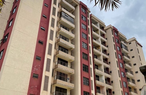 Nairobi Apartamento | 1BR with easy access to all city hotspots for Leisure or Business near to shops