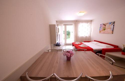 Riva del Garda Apartamento | 1Dest - Private Garden In Paradise