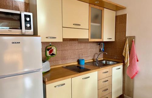 Riva del Garda Apartamento | 1Dest - Waterfall & Pool