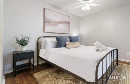 Hyde Park Apartamento | 1st Floor Apt Hyde Park Bathtub and Free Parking