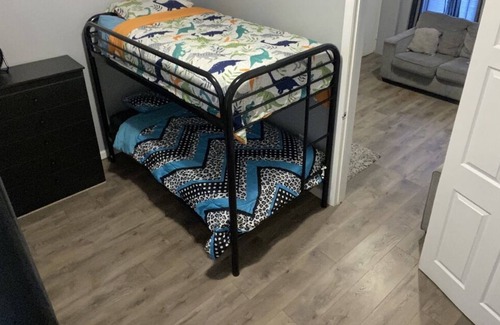 Irvington Apartamento | 1st floor Clean spacious safe accommodating apartment 30 mins from NY