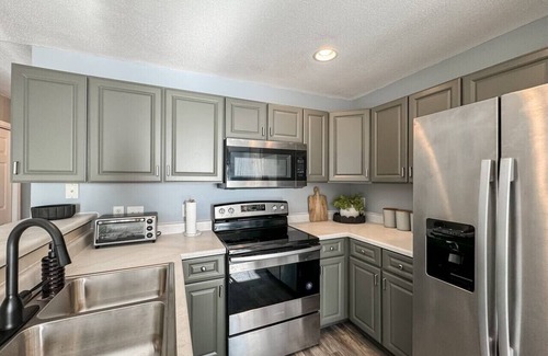 Sioux Falls Condominio | 1st Floor Condo, Zero Threshold Door, Garage, Patio