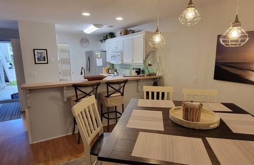 Bolivia Condominio | 1st floor Winding River 2 bed condo with Beach house on Holden!!
