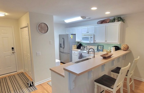Bolivia Condominio | 1st floor Winding River 2 bed condo with Beach house on Holden!!
