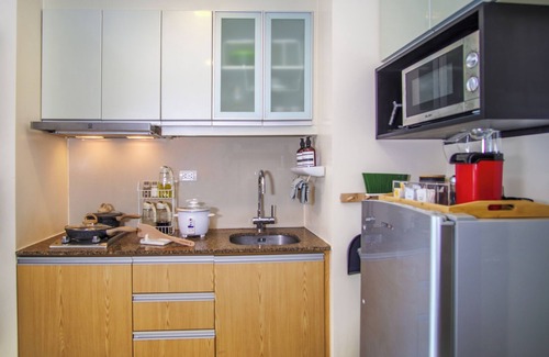 Forbes Park Apartamento | 1Up Mario Retreat with Private Cinema and Game Console