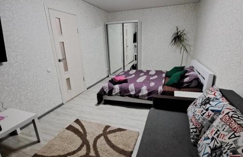 Kryvyi Rih Apartamento | 2 комнаты в центре Солнечная галлерея,Мэтро,Сильпо,КБ75 Тысячка