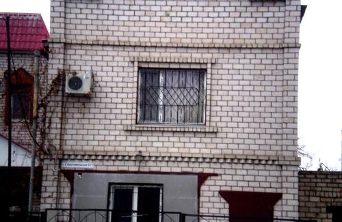 Mykolaiv Apartamento | 2 КОМНАТЫ 4 дивана ЧКАЛОВА-САДОВАЯ "Сити центр" 2 этаж WI-FI 2 этажный отдельный дом