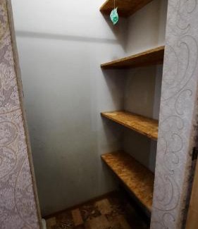Sukhinovka Apartamento | 2 кімнатна Квартира подобово у центрі Полтави біля ЦУМу з власною закритою парковкою Документи для відрядження Мережа квартир